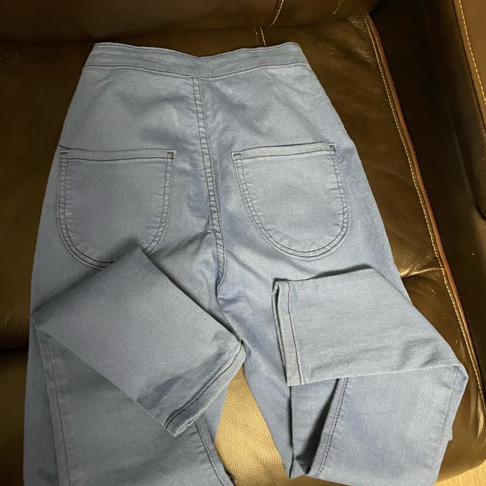 New without tag Fashion nova size skinny jeans size:1